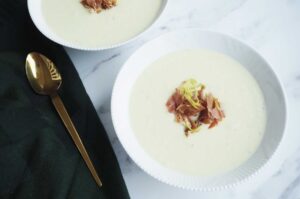 Glutenfri kartoffel-porresuppe