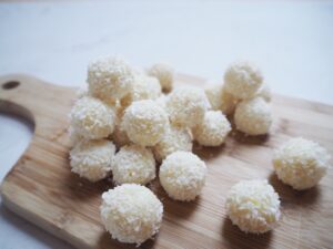 kokos trøfler med hvid chokolade